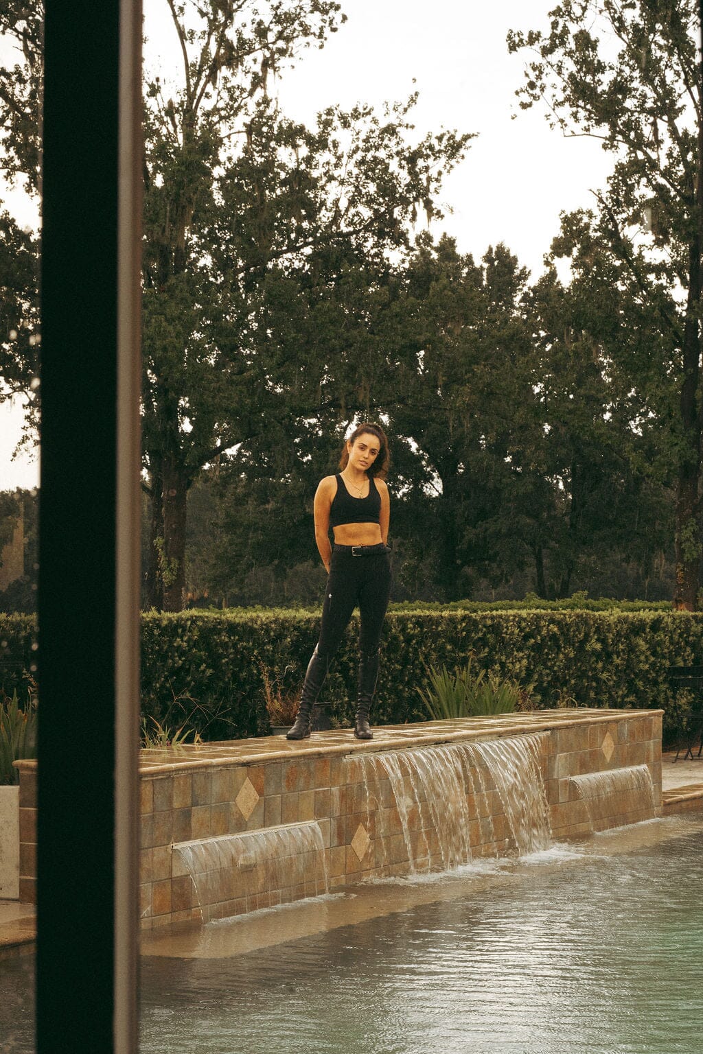 Criniēre Sports Bra | Black Equestrian apparel C R I N I Ē R E 